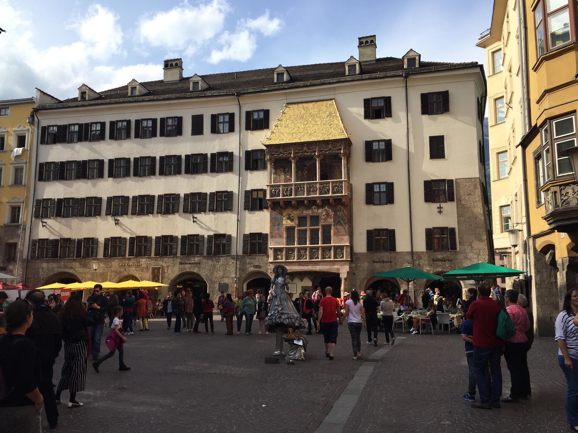 Goldenes Dachl Innsbruck - Angebote von Hotel Heiligkreuz in Hall