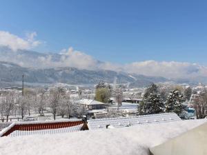 Winter Aussicht vom Zimmer Hotel Heiligkreuz Hall bei Innsbruck